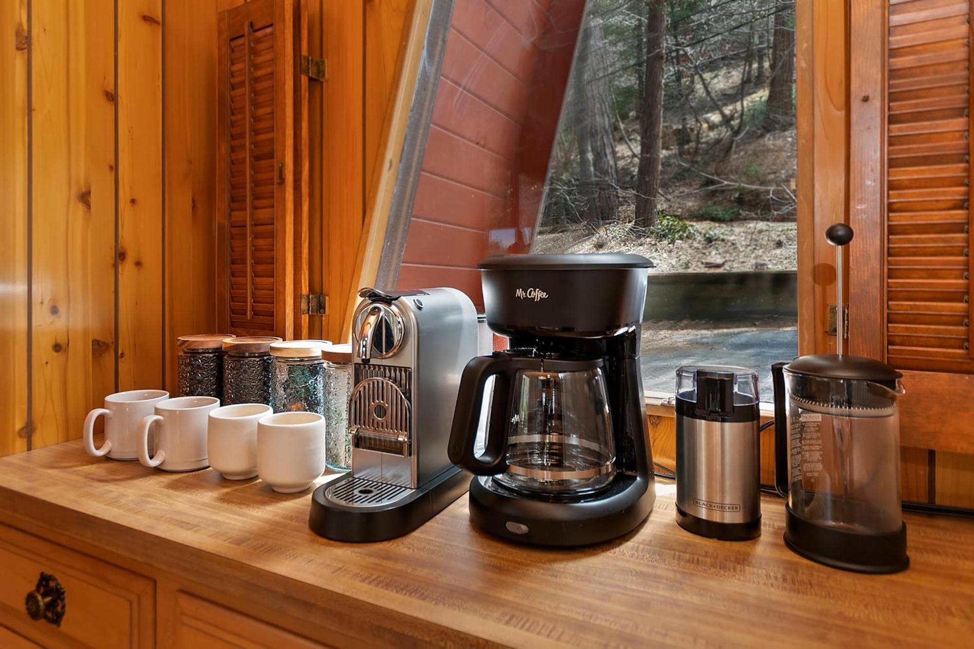 Pet & Kid Friendly Cozy Cabin, Bbq, Firepit, Outdoor Dining, Forest Views Lake Arrowhead Eksteriør billede
